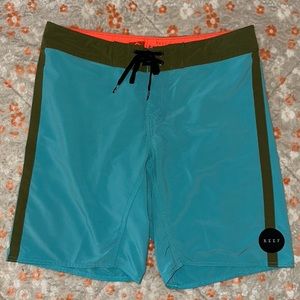 Reef boardshorts